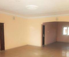 3bdrm Block of Flats in Rumueme for Rent